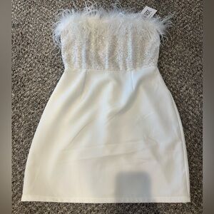 12th Tribe Felicia White Faux Feather Mini Dress